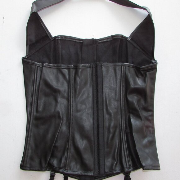 Black Faux Leather Zip Front Halter Corset Set - NEW - Picture 5 of 8